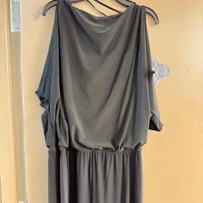 LOT 144: Women’s Tops: Ruby Rd, NWT & More