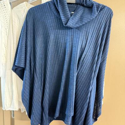 LOT 144: Women’s Tops: Ruby Rd, NWT & More