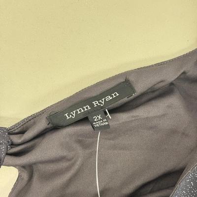 LOT 147: NWT Women’s Clothing