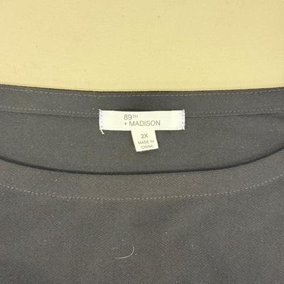 LOT 147: NWT Women’s Clothing