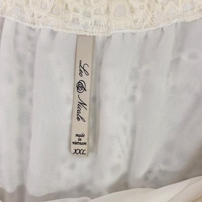 LOT 147: NWT Women’s Clothing