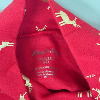 LOT 147: NWT Women’s Clothing