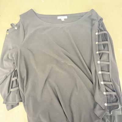 LOT 147: NWT Women’s Clothing