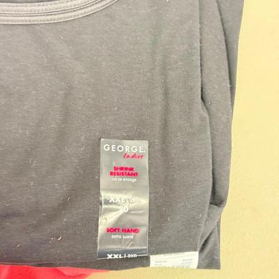 LOT 148: Women’s Tops & Tshirts - some NWT