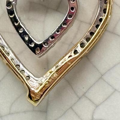 LOT 151: 10kt Gold Heart Pendant on 19" Chain (2.2gtw)