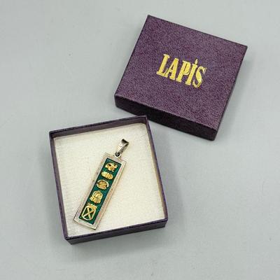 LOT 152: Lapis Sterling Silver Pendant (10.2gtw)