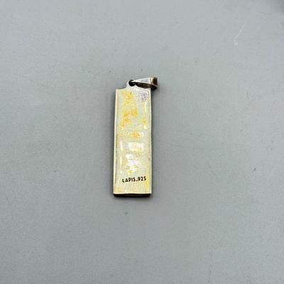 LOT 152: Lapis Sterling Silver Pendant (10.2gtw)