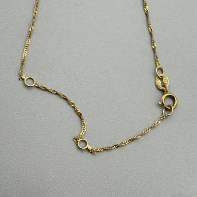 LOT 155: 10kt Gold "I LOVE YOU" Heart Pendant on 18' chain (1.8gtw)