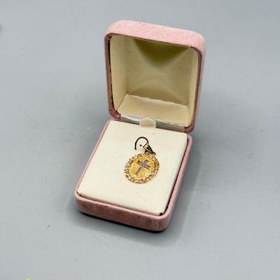 LOT 157: New- 14kt Gold Michael Anthony Cross Pendant (1.3gtw)