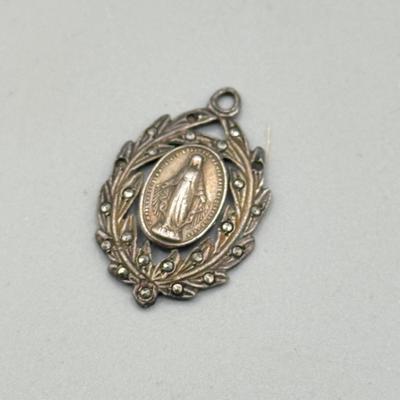 LOT 182: Vintage Sterling Silver Religious Pendants (22.8gtw) featuring Vintage Ottaviani 925 Italian Modernistic Catholic Pendant