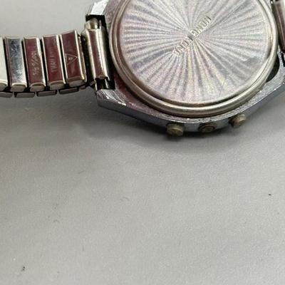 LOT 187: Men’s Watches: Charles Dumont Paris, Citizen Quartz & More