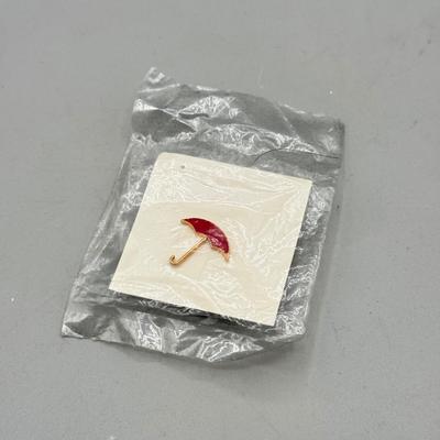 LOT 188: 90% Silver Kennedy Half Dollar Keychain, 125th Anniversary 1989 Travelers Coin/ Medallion & More