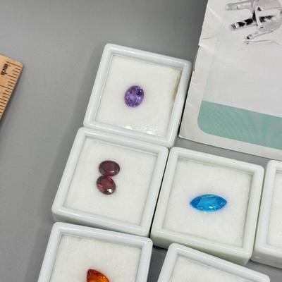 LOT 190: Collection of Loose Gemstones