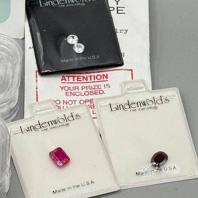 LOT 190: Collection of Loose Gemstones