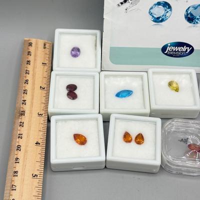 LOT 190: Collection of Loose Gemstones
