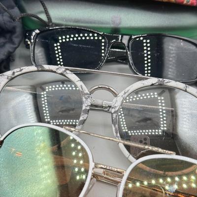 LOT 193: Collection of Sunglasses
