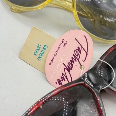 LOT 194: Collection of Sunglasses