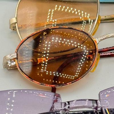 LOT 195: Collection of Sunglasses