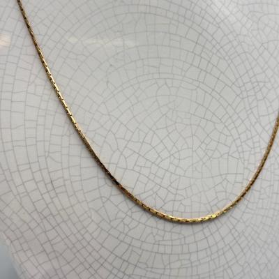 LOT 196: 23” 14kt Gold Chain (5.4g)