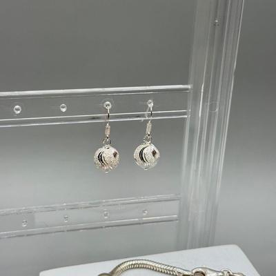 LOT 197: Sterling Bracelet w Gorgeous Beads & Matching Earrings