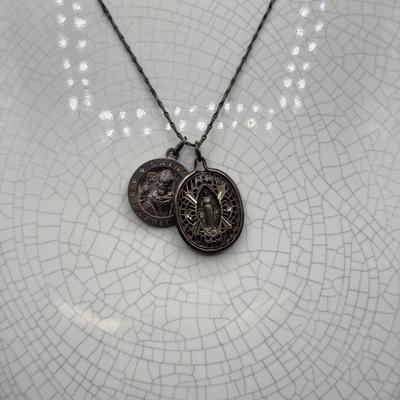 LOT 199; Vintage Sterling Chain w/ Religious Pendants (9.1g)