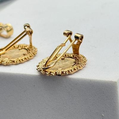 LOT 200: 14kt Gold Coin Clip On Earrings w Matching Pendant (8.3gtw)
