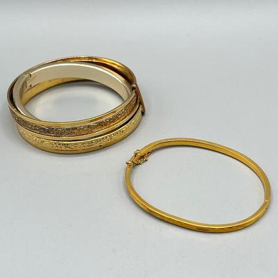 LOT 205: Goldtone Jewelry Collection - Bracelets and Necklaces