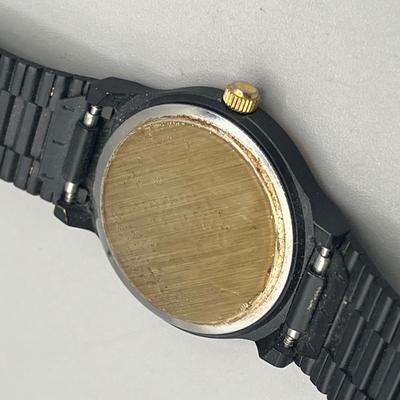 LOT 207: Ladies Watch Collection