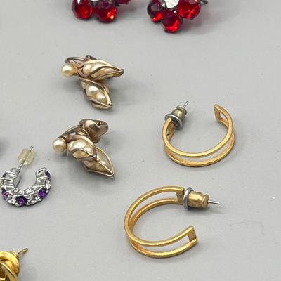 LOT 211: Earring Collection - Pierced and Clip-On