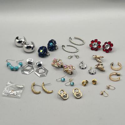 LOT 211: Earring Collection - Pierced and Clip-On