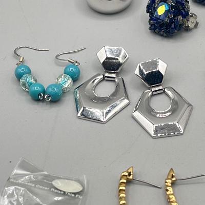 LOT 211: Earring Collection - Pierced and Clip-On