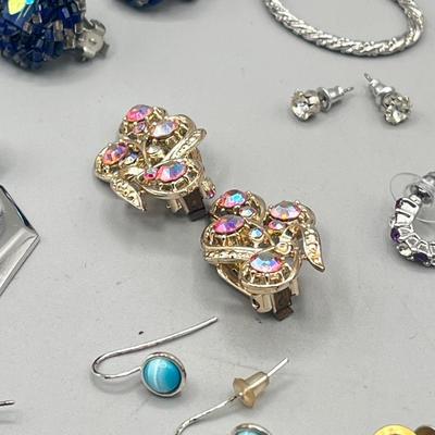 LOT 211: Earring Collection - Pierced and Clip-On