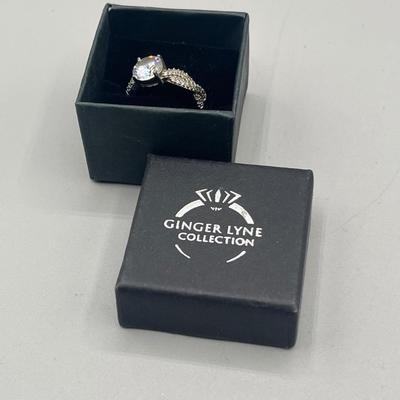 LOT 213: Sterling Silver Jewelry - Earrings and Size 6.5 Ring - 12.3 gtw