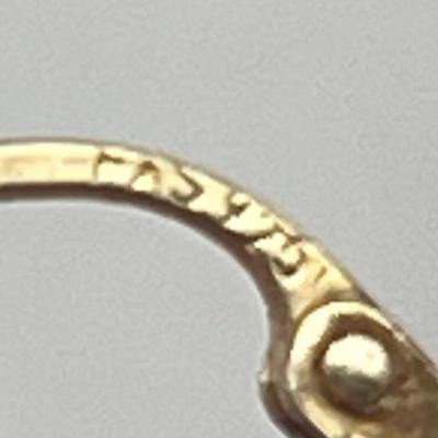 LOT 213: Sterling Silver Jewelry - Earrings and Size 6.5 Ring - 12.3 gtw