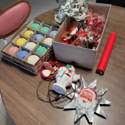Vintage Christmas Lot 370