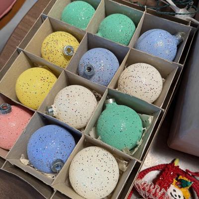 Vintage Christmas Lot 370