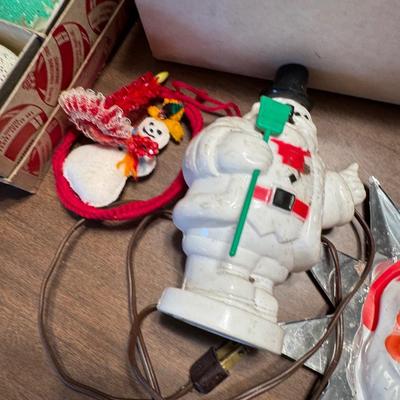 Vintage Christmas Lot 370