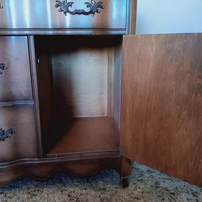 LOT 5: Barker Bros-Style Sideboard Buffet