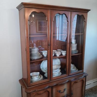 LOT 9: Vintage China Cabinet
