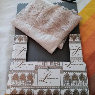 Sale Photo Thumbnail #176