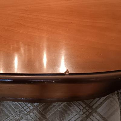 LOT 37: Vintage Dining Room Table with 4 Chairs