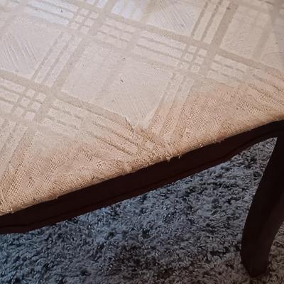 LOT 37: Vintage Dining Room Table with 4 Chairs