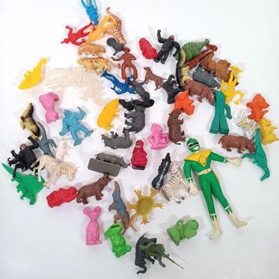 LOT 41: Collection of Vintage Toys