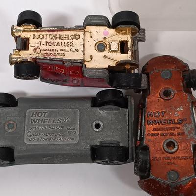 LOT 42: Collection of Vintage Toy Cars