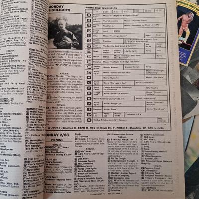 LOT 43: Dynamite Magazines, Sgt Pepper Lonely Hearts Club Band and Partridge Family Trading Cards & More