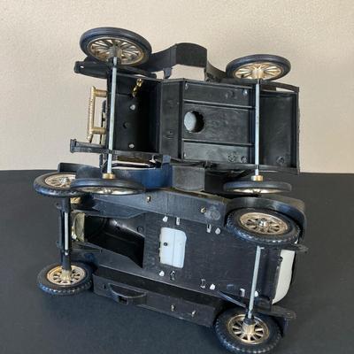 LOT 55: Collection of Nacoral Toy Cars with Original Boxes - Fiat, Ford, Mercedes & Morris Cowley