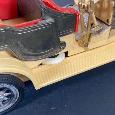 LOT 56: Vintage Toy Cars - Nascoral Rolls Royce, Panhard & Levassor with Original Boxes and Rolls Royce 3288 Battery Operated Radio