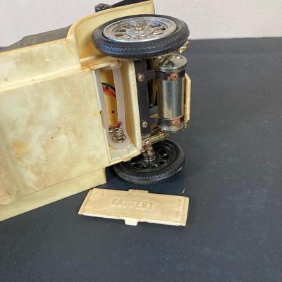 LOT 56: Vintage Toy Cars - Nascoral Rolls Royce, Panhard & Levassor with Original Boxes and Rolls Royce 3288 Battery Operated Radio