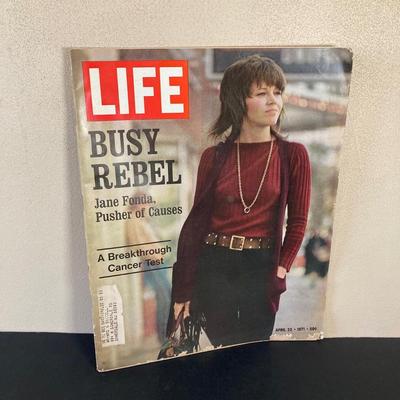 LOT 59: Collection of Vintage Life / The Saturday Evening Post Magazines