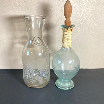 LOT 62: Vintage Italian Themed Collection - Framed Artwork, Philadelphia 9th Street Festival Poster, Angelino Figurine / Ornament, Cafe...